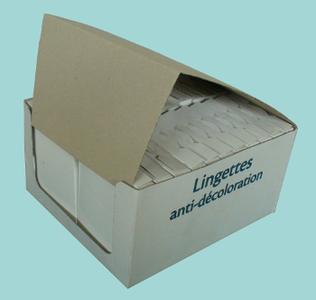 Tray with two rows of cardboard cases with lid